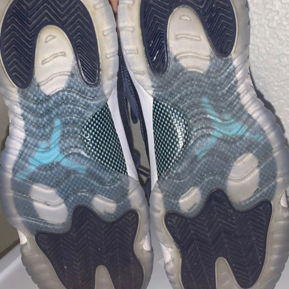 Jordan 11 blue moons - Picture 5 of 6